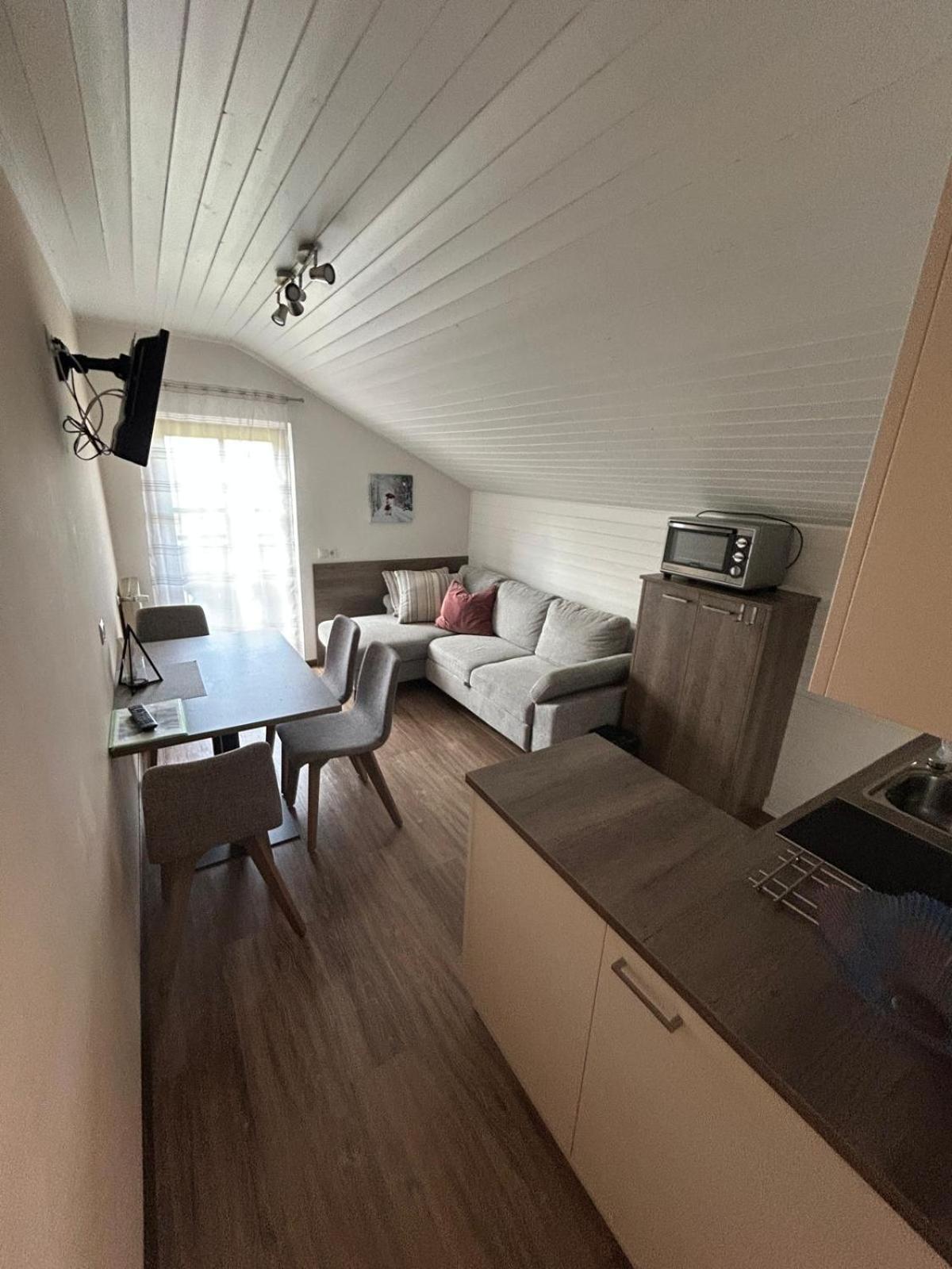 Alpenrose Apartment Meltina Ngoại thất bức ảnh